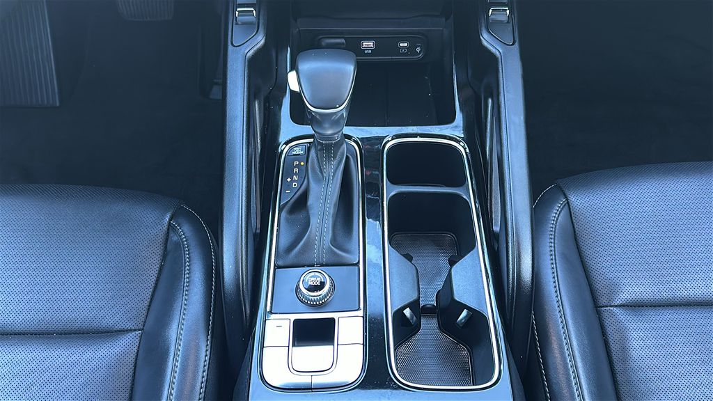 2025 Kia Telluride S White at Legacy Ford