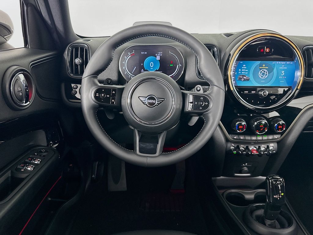 2022 MINI Cooper Countryman Iconic 23