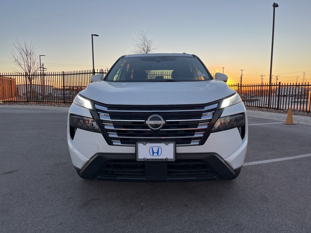 Thumbnail: 2024 Nissan Rogue - 2