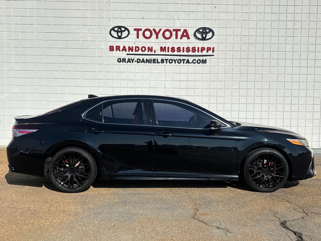 2020 Toyota Camry XSE's photo