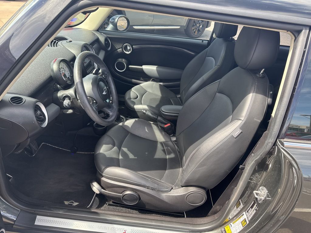 Thumbnail: 2012 MINI Cooper - 7