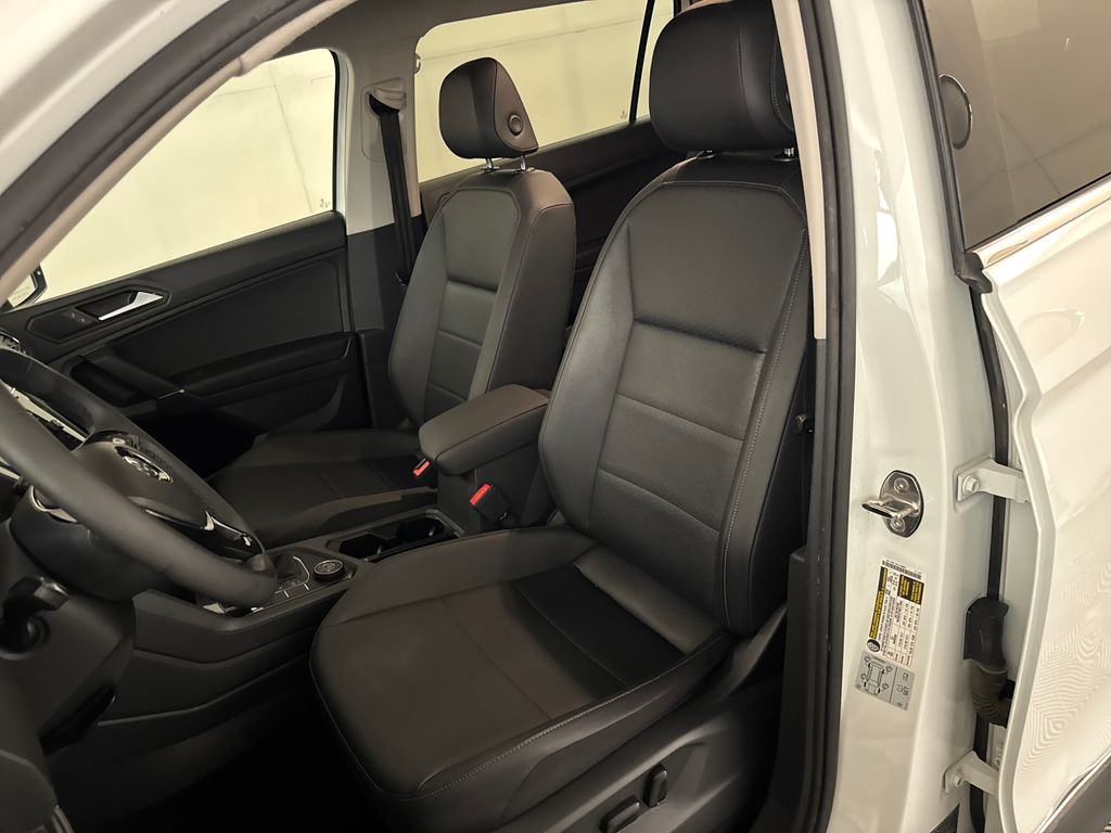 Certified Used 2020 White Volkswagen 2.0T SE image 17