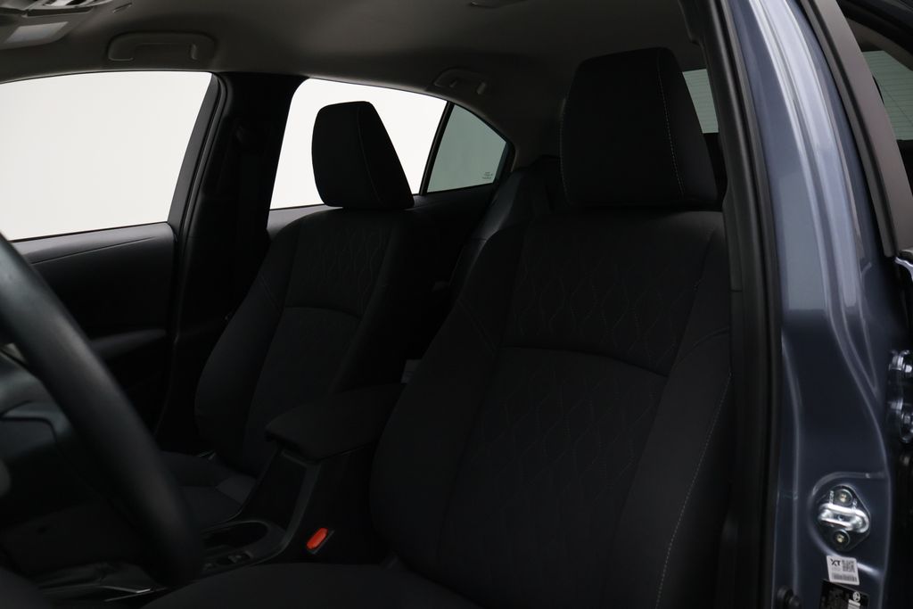 Thumbnail: 2025 Toyota Corolla - 13