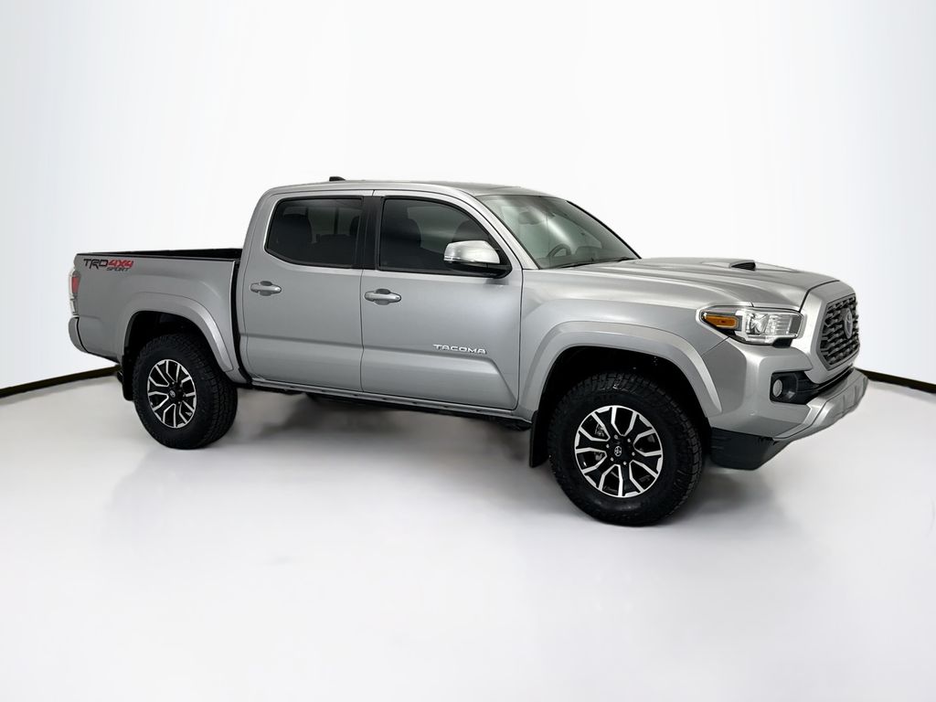 Thumbnail: 2020 Toyota Tacoma - 3