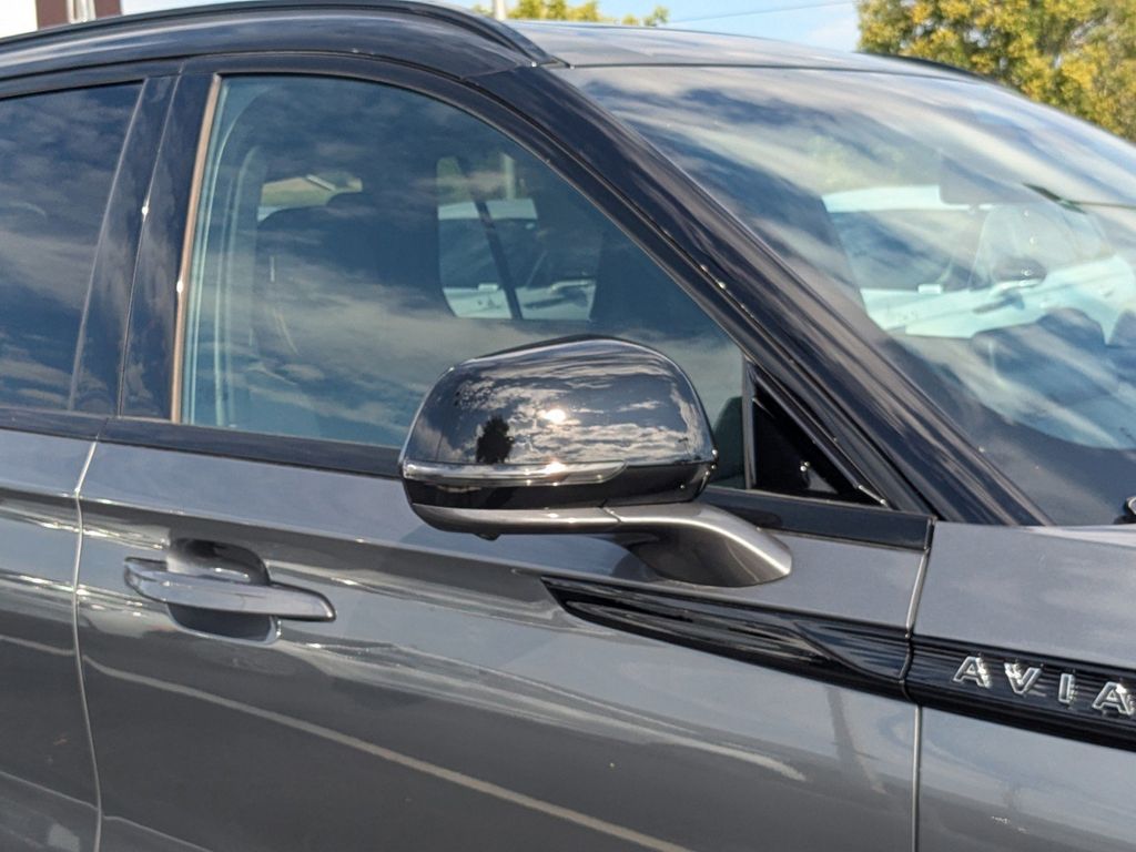 2025 Lincoln Aviator Black Label