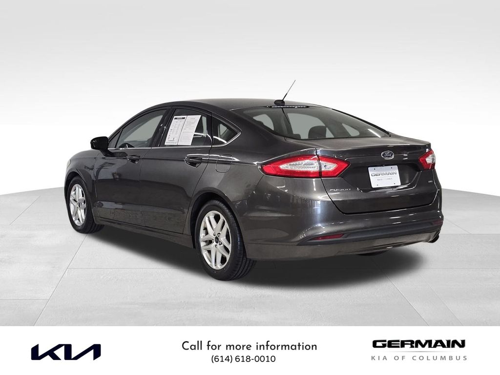 2015 Ford Fusion SE photo 6