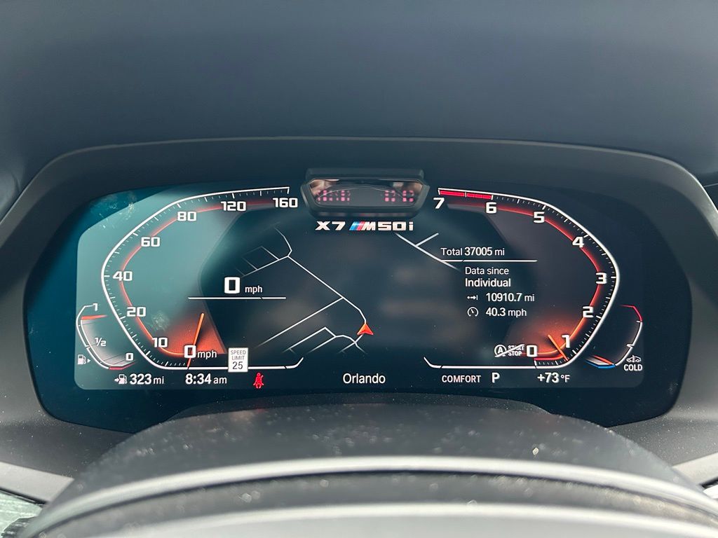 2022 BMW X7 M50i 26