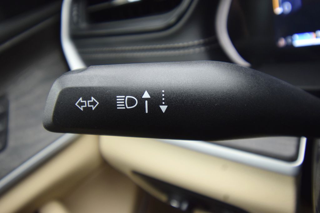 new 2026 Jeep Grand Cherokee L car, priced at $53,827