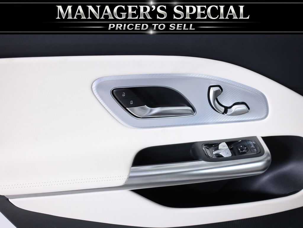 Used 2026 White Mercedes-Benz CLA 250+ image 9