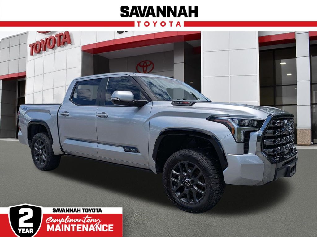 2024 Toyota Tundra Platinum CrewMax Cab 4WD