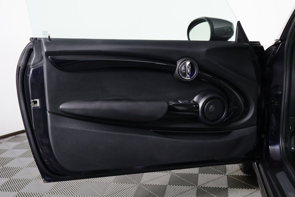 Thumbnail: 2021 MINI Cooper - 12
