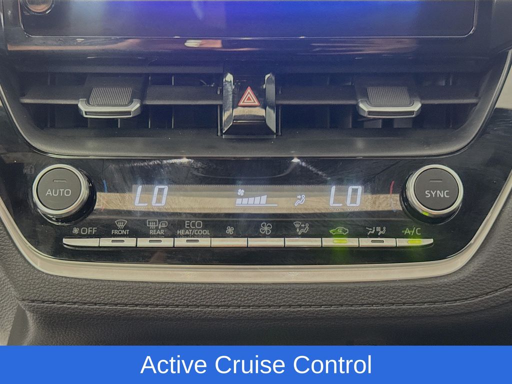 Used Car 2024 Toyota Corolla Cross  Hybrid Xse For Sale Under $35,000 In Austin, Texas