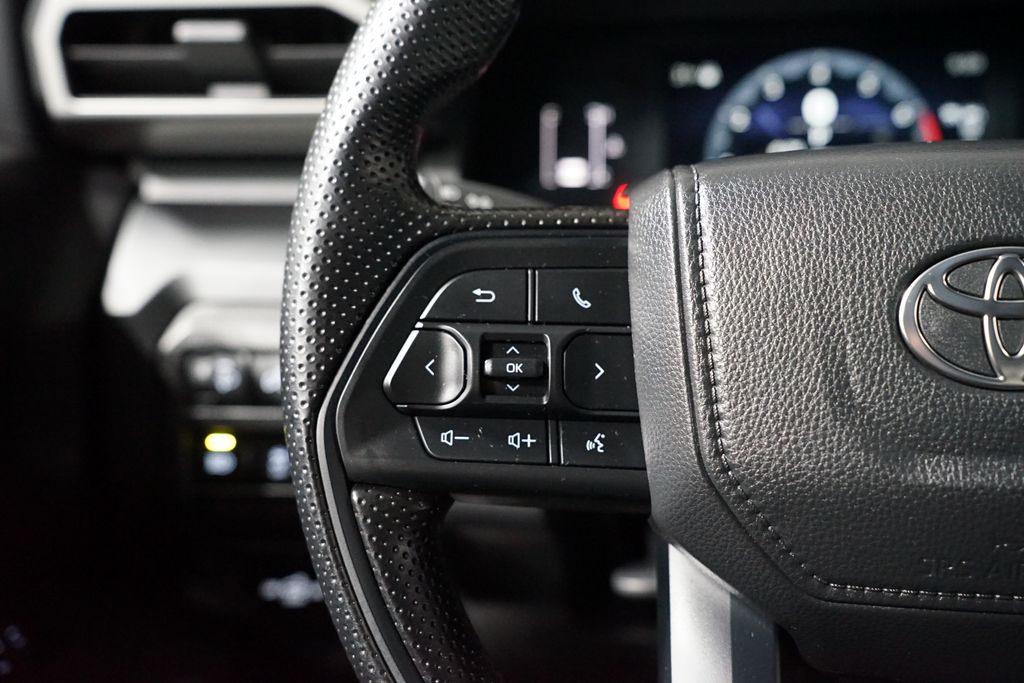 Thumbnail: 2024 Toyota Tacoma - 14