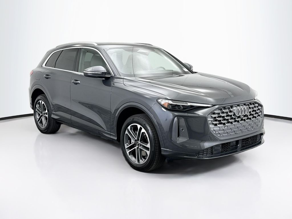 Thumbnail: 2025 Audi Q5 - 3