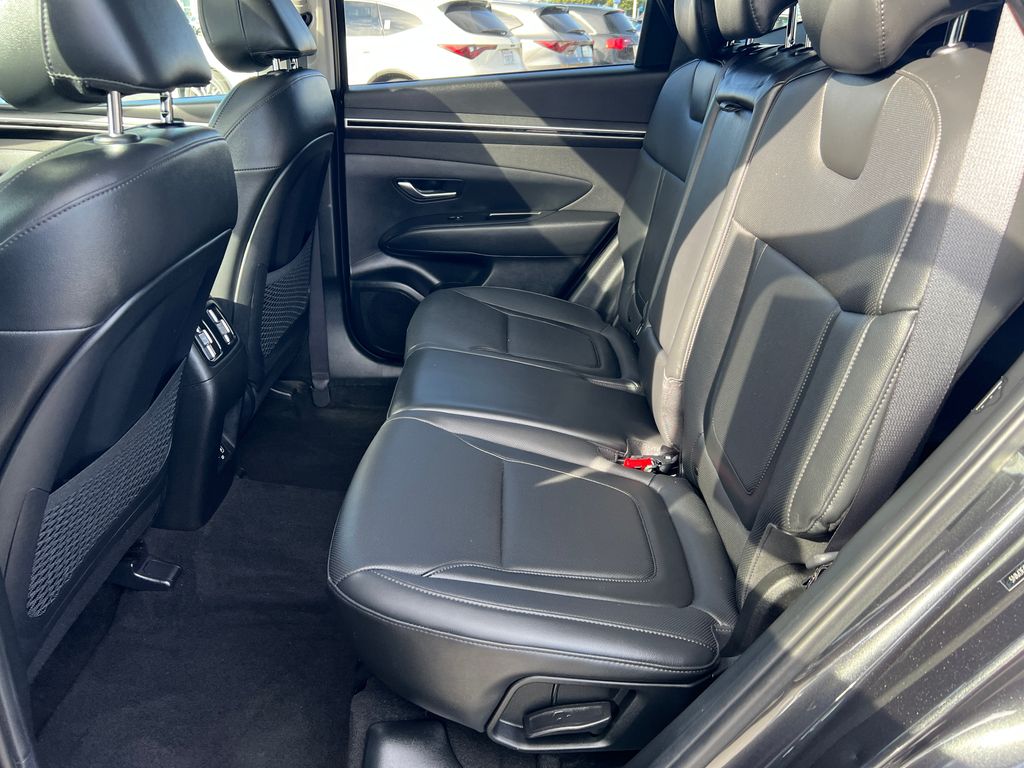 Thumbnail: 2023 Hyundai Tucson - 30