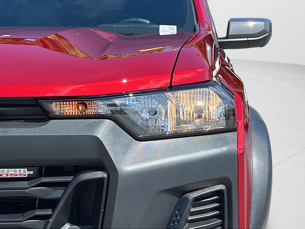 Used 2025 Red Chevrolet Trail Boss image 11