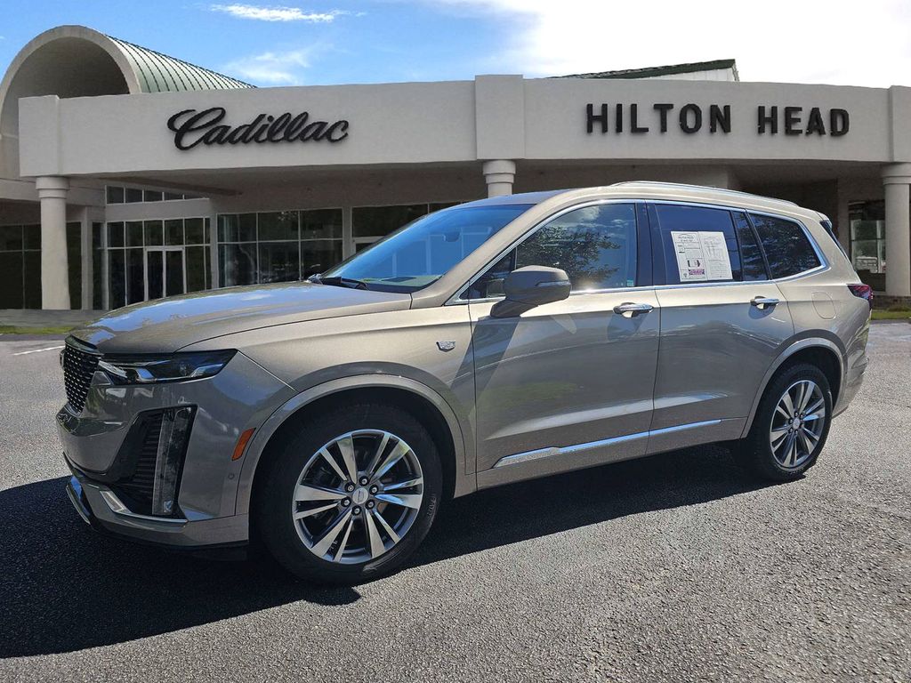 Latte Metallic 2022 Cadillac XT6 SUV / Crossover Four-Wheel Drive 9-Speed Automatic