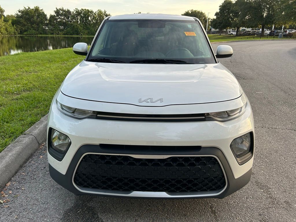 Thumbnail: 2022 Kia Soul - 8