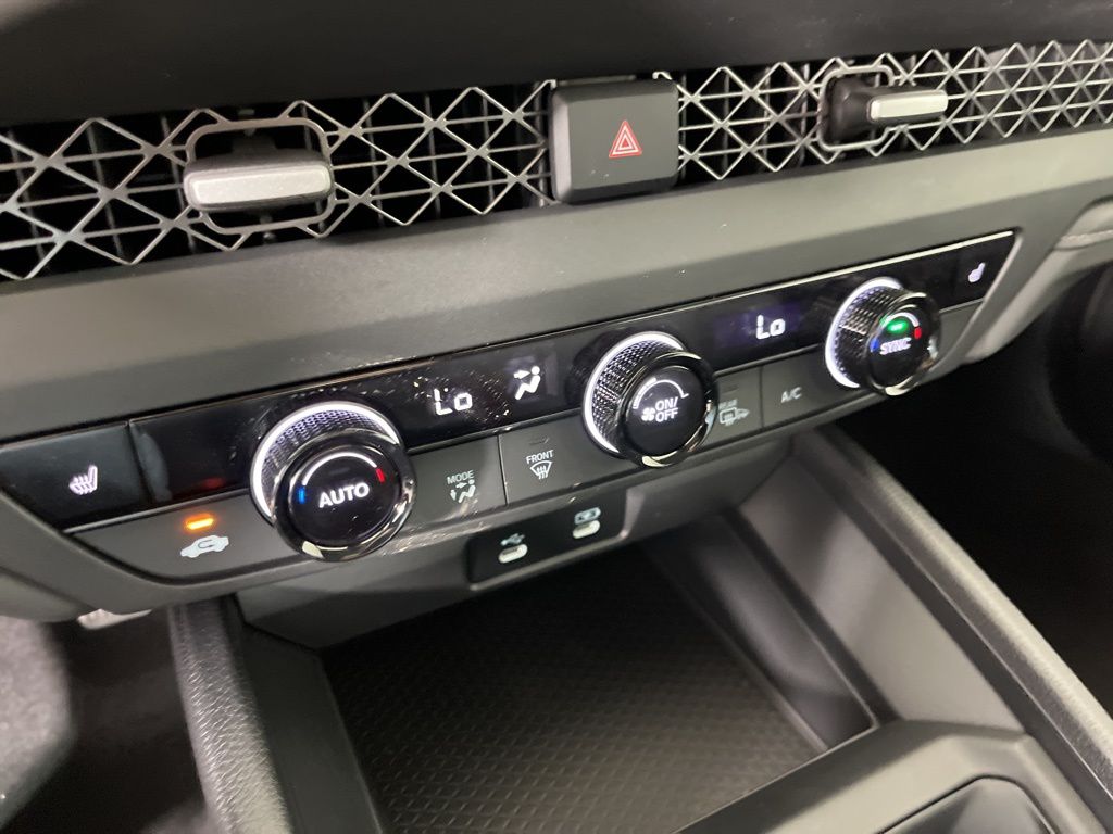 2025 Honda Accord SE 29
