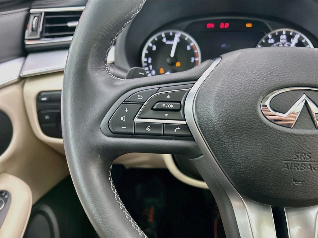 Thumbnail: 2019 INFINITI QX50 - 11