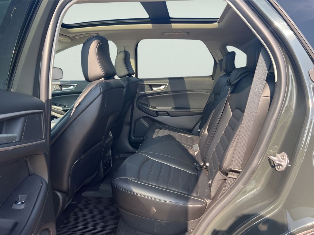 2023 Ford Edge