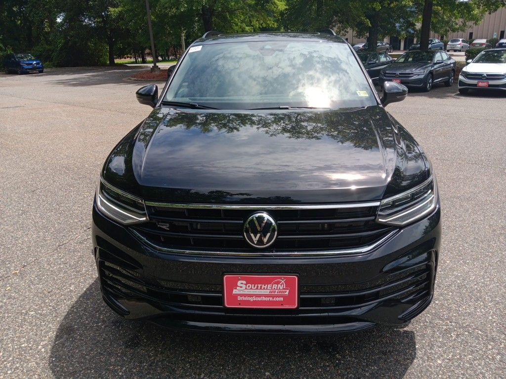 2024 Volkswagen Tiguan 2.0T SE R-Line Black 8