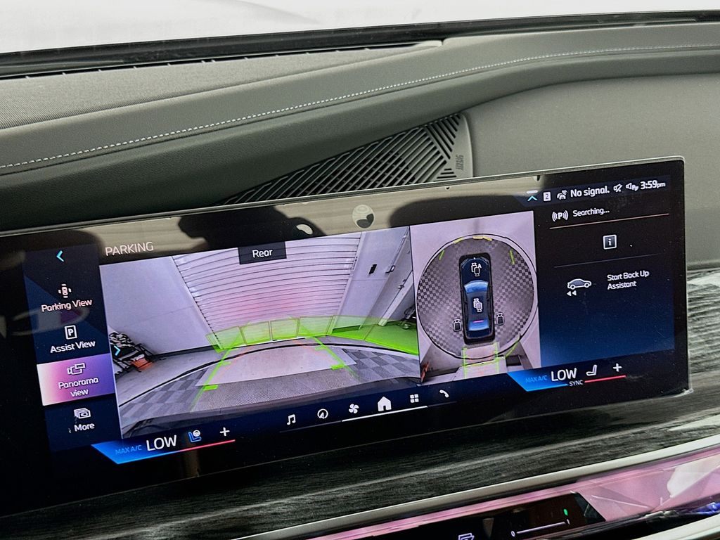 2025 BMW 7 Series 760i xDrive 13