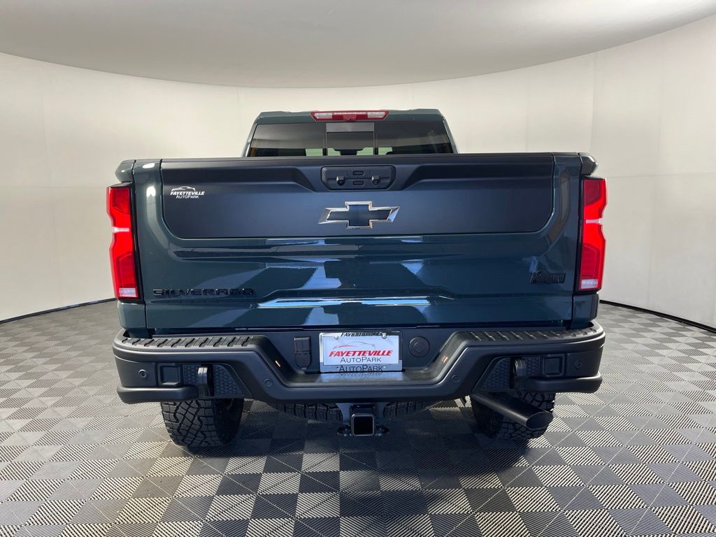 Thumbnail: 2026 Chevrolet Silverado 2500 - 4