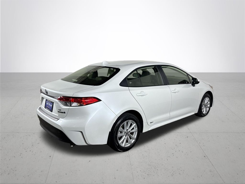 2024 Toyota Corolla Hybrid LE