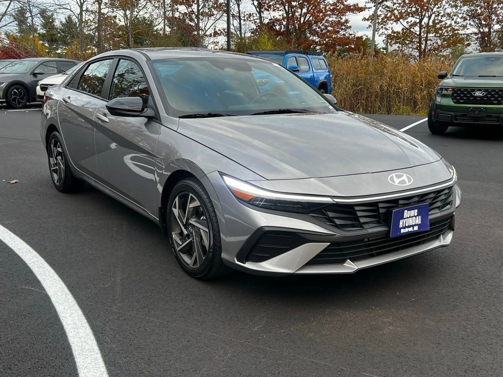 2025 Hyundai Elantra SEL