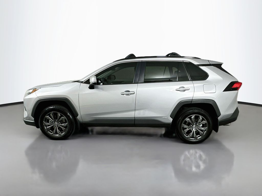Thumbnail: 2024 Toyota RAV4 - 8