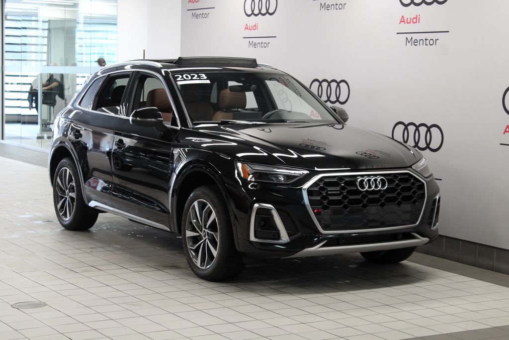 Thumbnail: 2023 Audi Q5 - 8