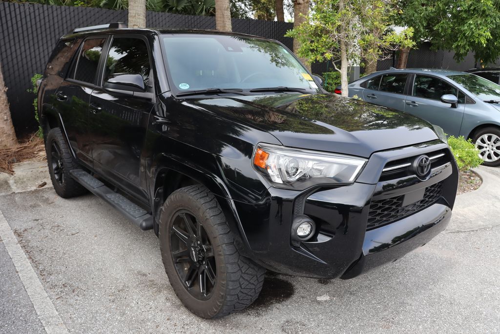 Thumbnail: 2022 Toyota 4Runner - 6