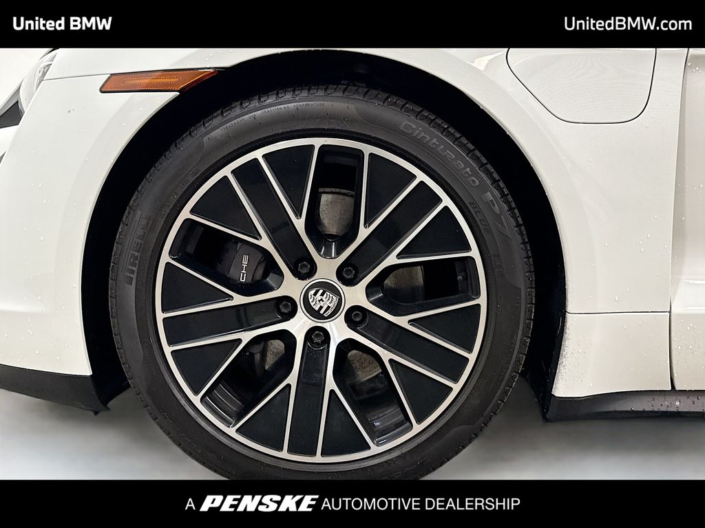 Thumbnail: 2022 Porsche Taycan - 2