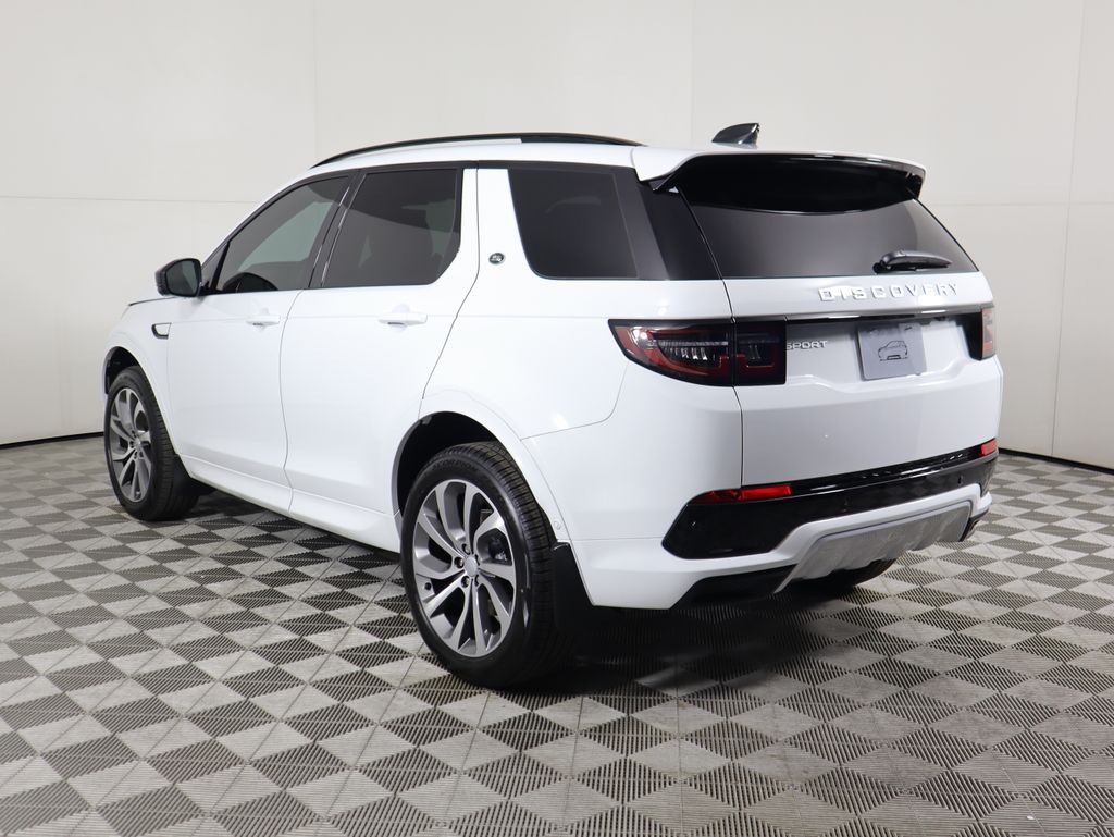 Thumbnail: 2025 Land Rover Discovery Sport - 7