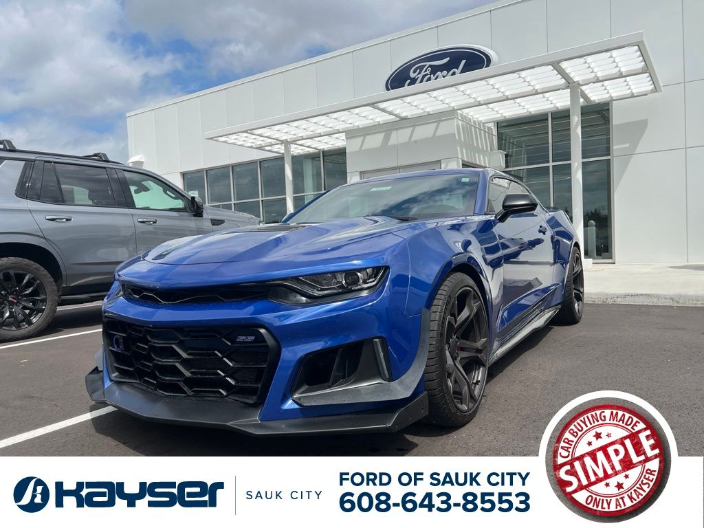 2021 Chevrolet Camaro 1SS Coupe RWD