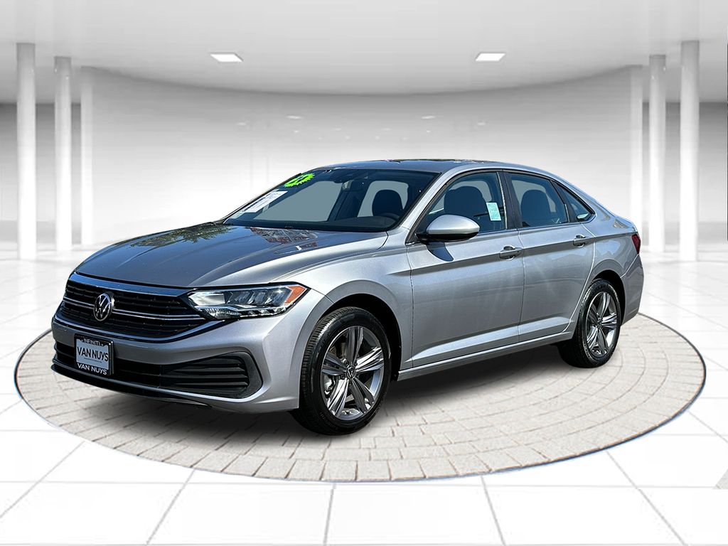 Silver 2024 Volkswagen Jetta Sedan Front-Wheel Drive 8-Speed Automatic