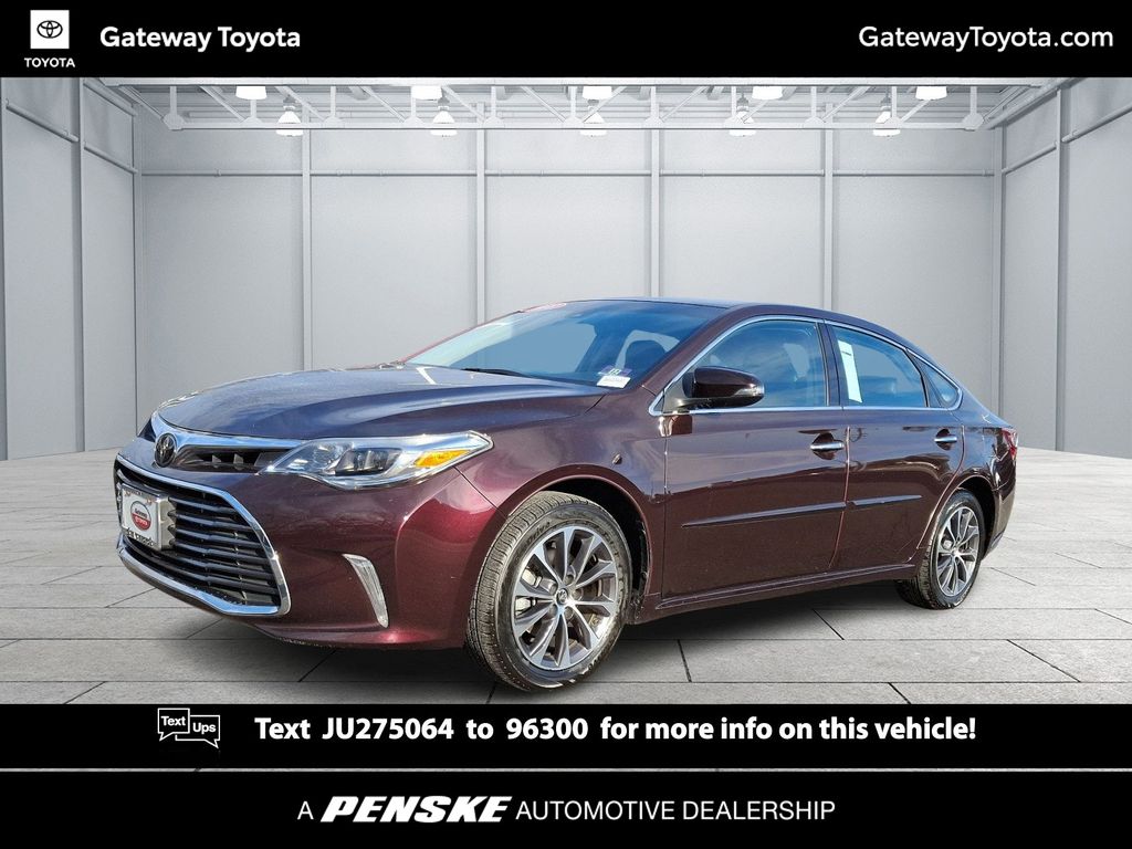 2018 Toyota Avalon XLE Hero Image