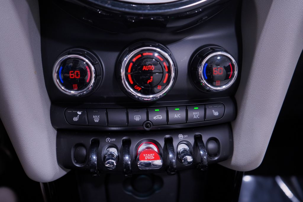 Thumbnail: 2023 MINI Cooper - 14