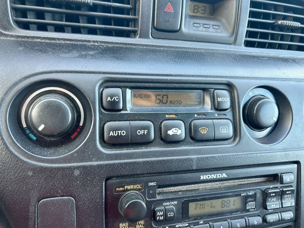 Thumbnail: 2002 Honda Odyssey - 22