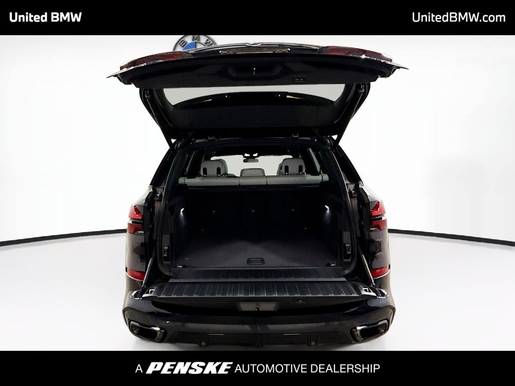 Thumbnail: 2025 BMW X5 - 14