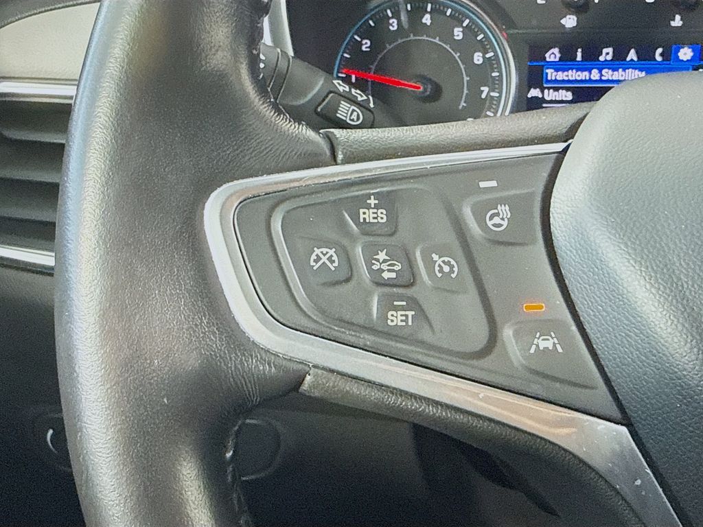 Thumbnail: 2022 Chevrolet Equinox - 11