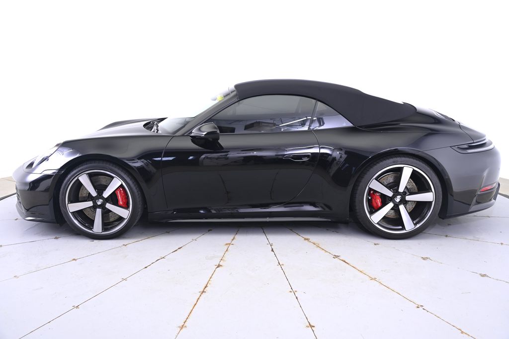 Thumbnail: 2025 Porsche 911 - 12