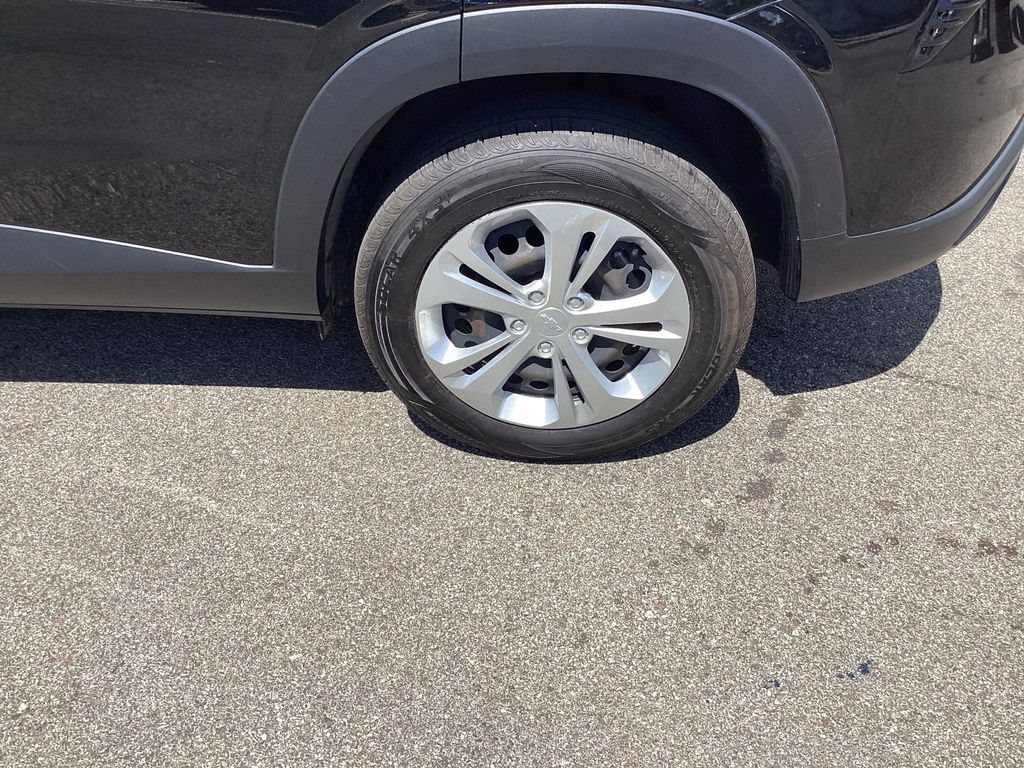 Used 2024 Chevrolet Trax SUV