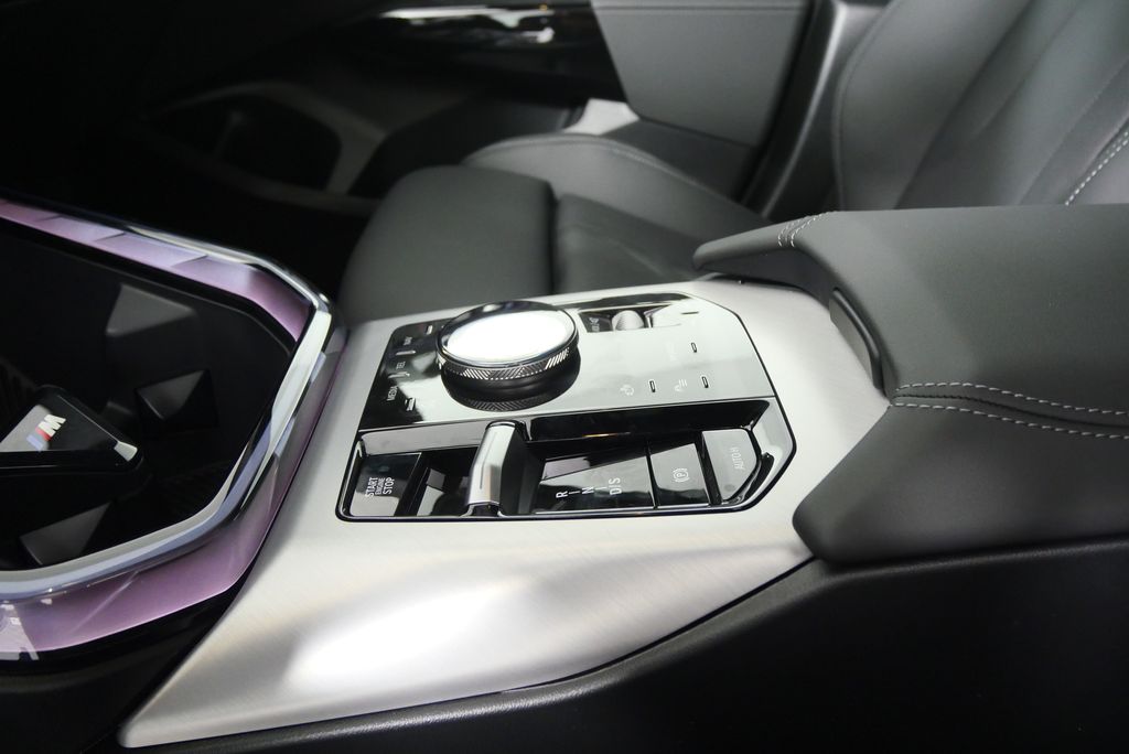 Thumbnail: 2026 BMW X3 - 22