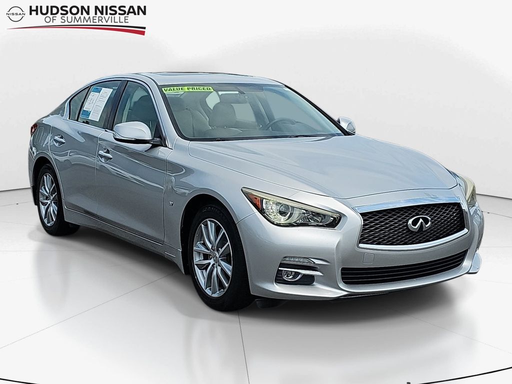 2015 INFINITI Q50 3.7 Premium AWD