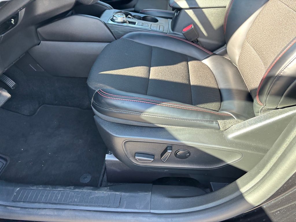 Used Car 2025 Ford Escape  St-line For Sale Under $25,000 In Austin, Texas