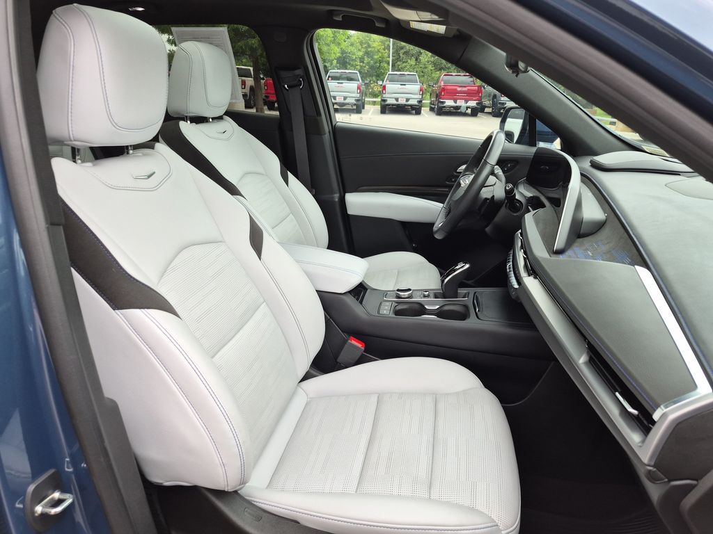 Used Car 2024 Cadillac Xt4  Sport For Sale Under $40,000 In Austin, Texas