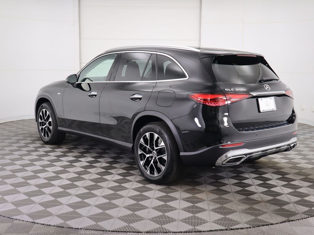 2025 Mercedes-Benz GLC 350 7