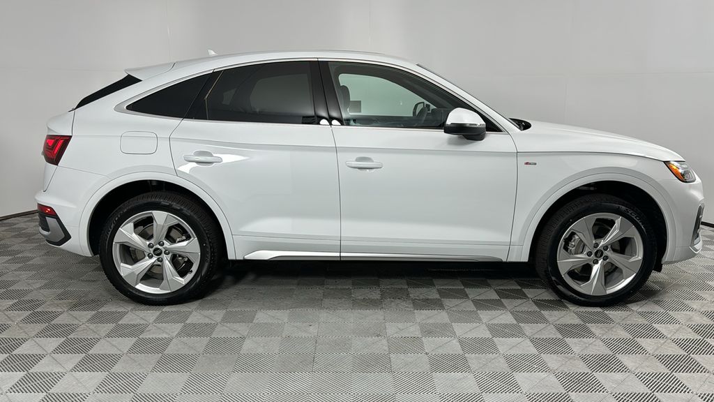 2025 Audi Q5  6